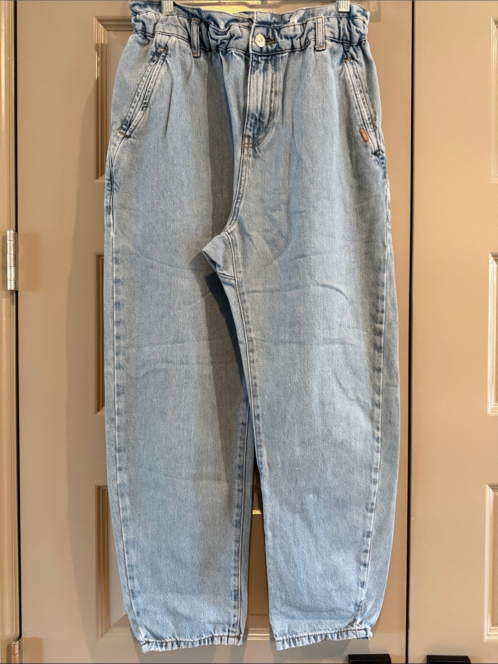 Zara Light Blue Relaxed Paperbag Waist Cropped Jeans